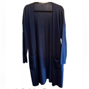 Tommy Hilfiger navy blue cardigan. (HU)